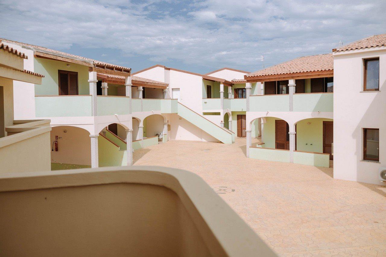 Baia Delle Mimose Aparthotel Бадези Екстериор снимка