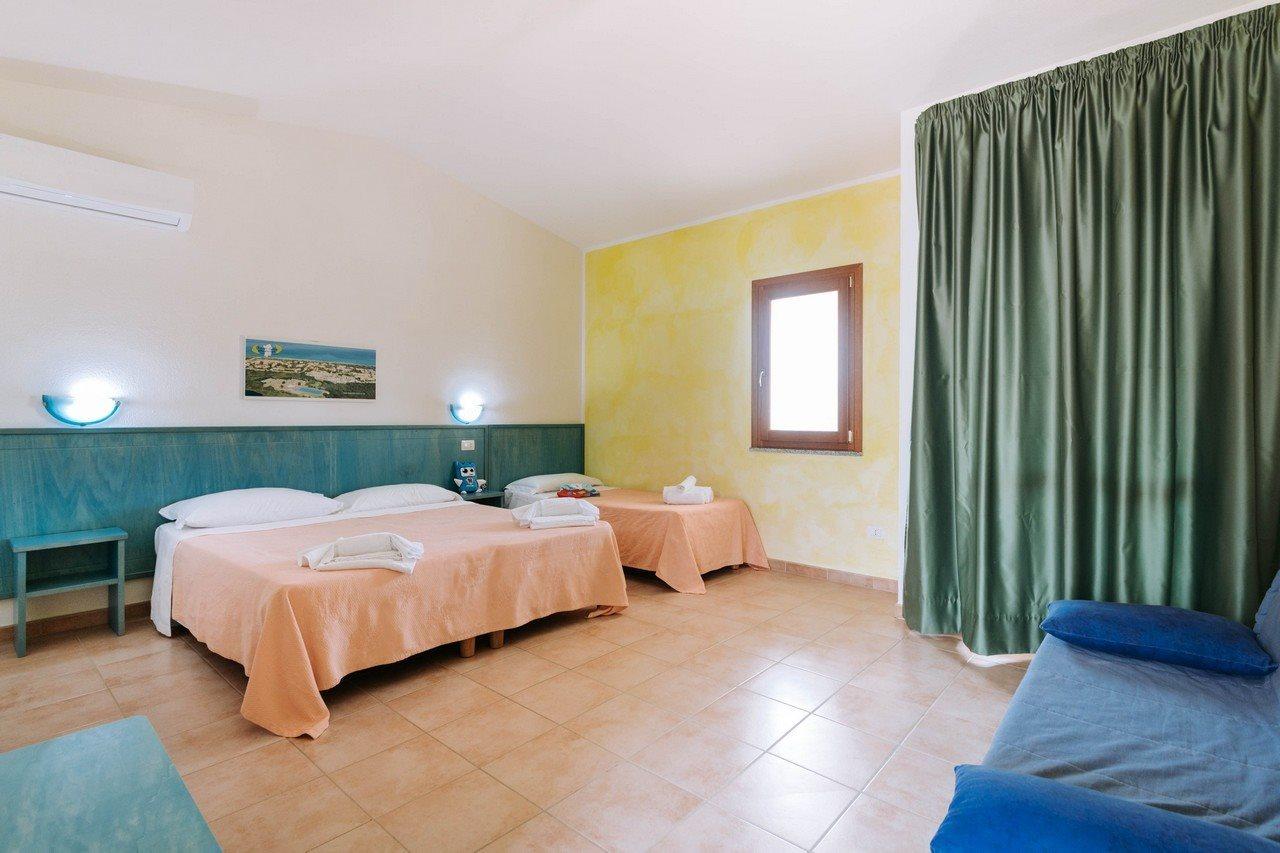Baia Delle Mimose Aparthotel Бадези Екстериор снимка