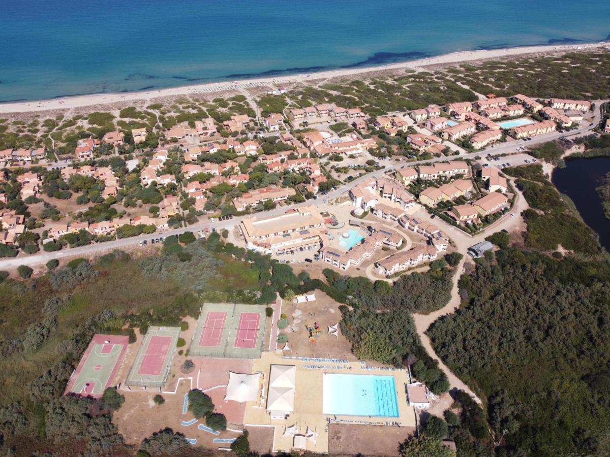 Baia Delle Mimose Aparthotel Бадези Екстериор снимка