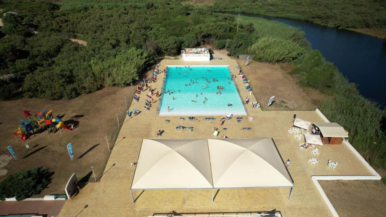 Baia Delle Mimose Aparthotel Бадези Екстериор снимка