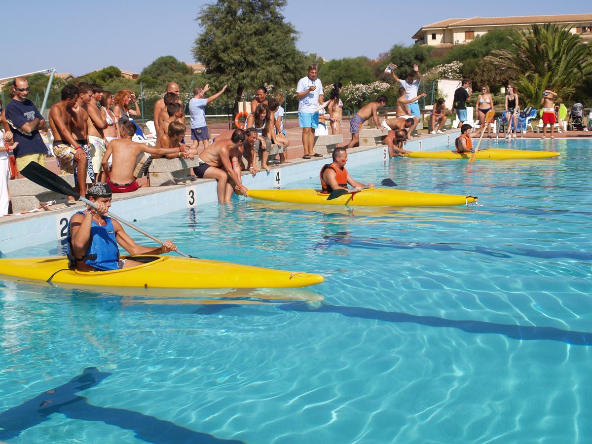 Baia Delle Mimose Aparthotel Бадези Екстериор снимка