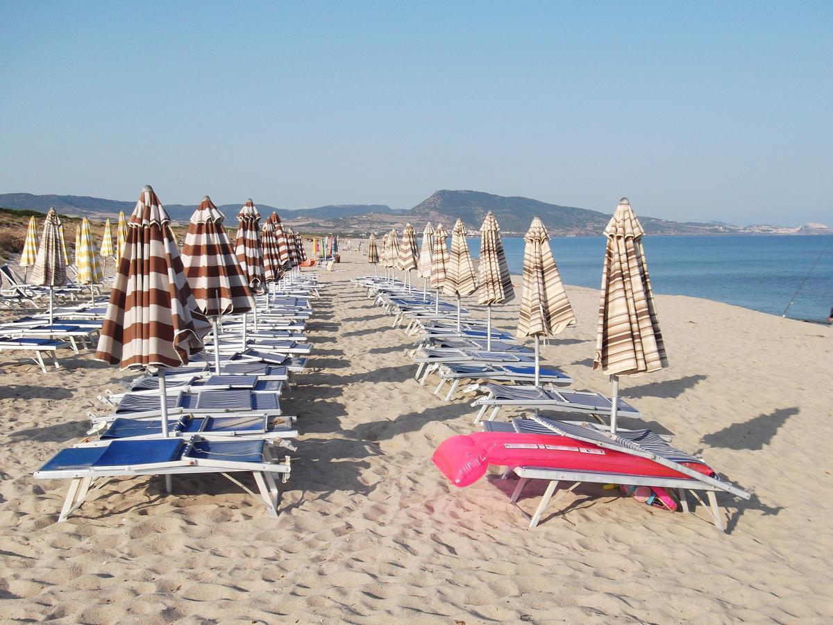 Baia Delle Mimose Aparthotel Бадези Екстериор снимка